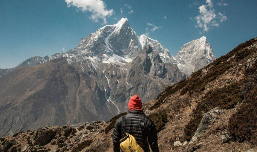 Trekking to Everest Base Camp in Style: From Budget to Luxury